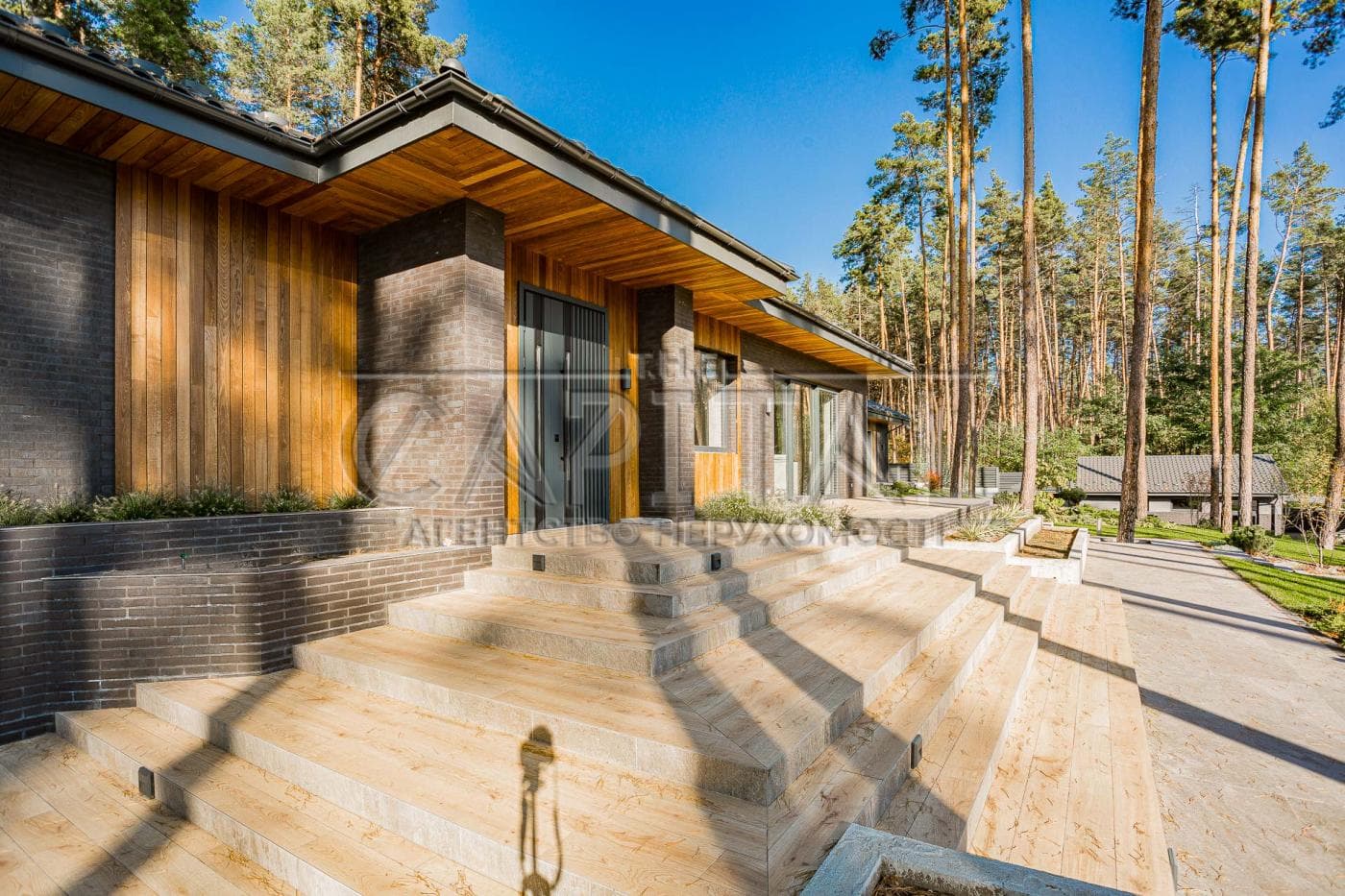 Продаж 4 кімн. будинок, озерная, ID: A10242