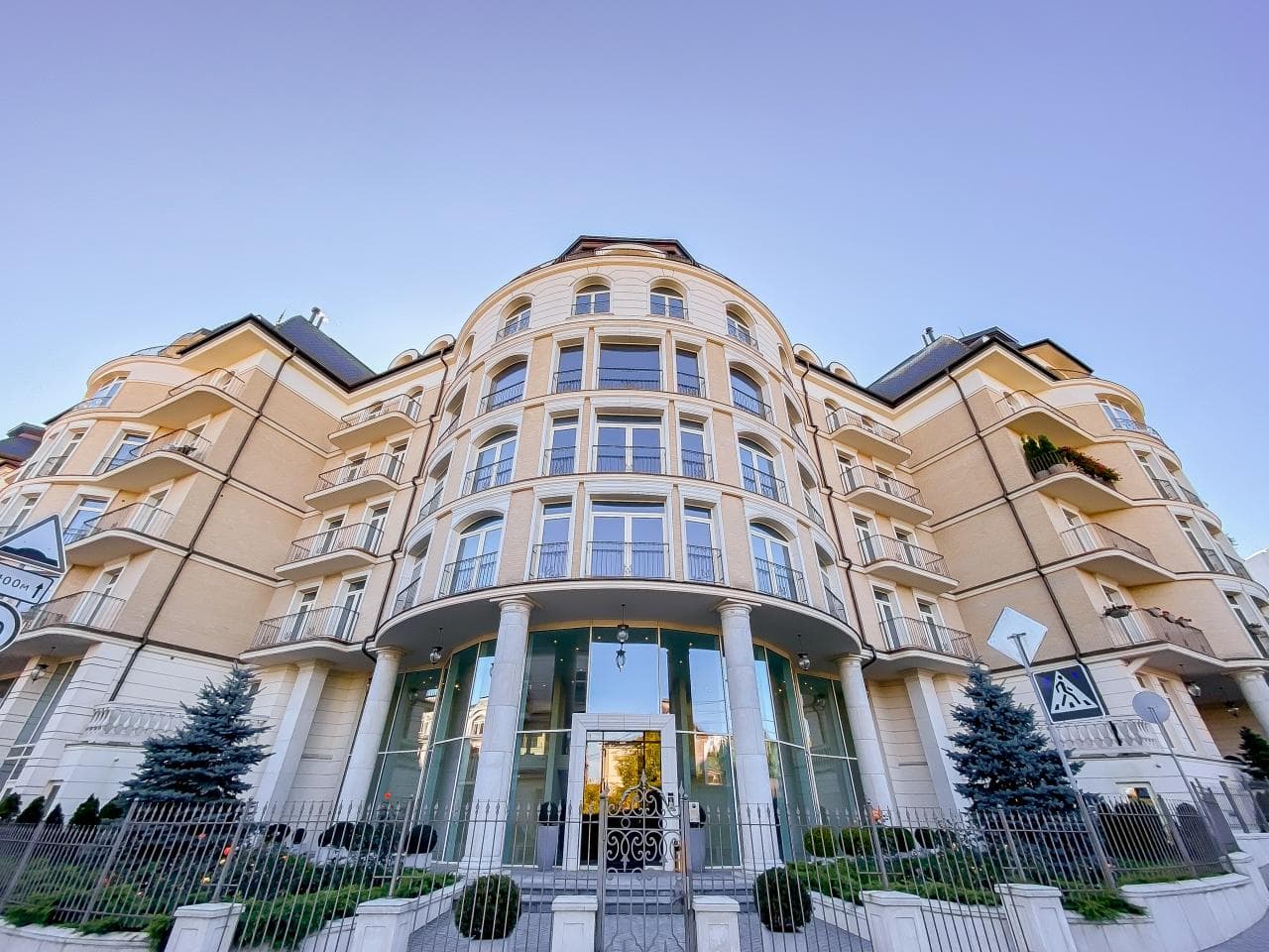Продаж 5 кімн. квартира, Новоселицька, ID: 315913231