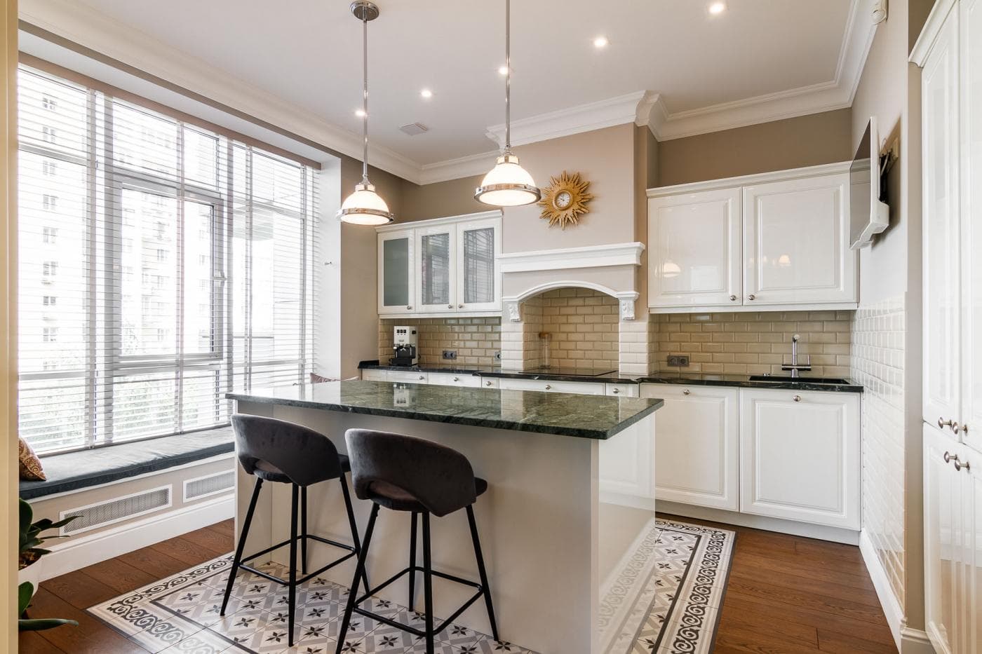 Продаж 4 кімн. квартира, Андрія Верхогляда, ID: 315917336674