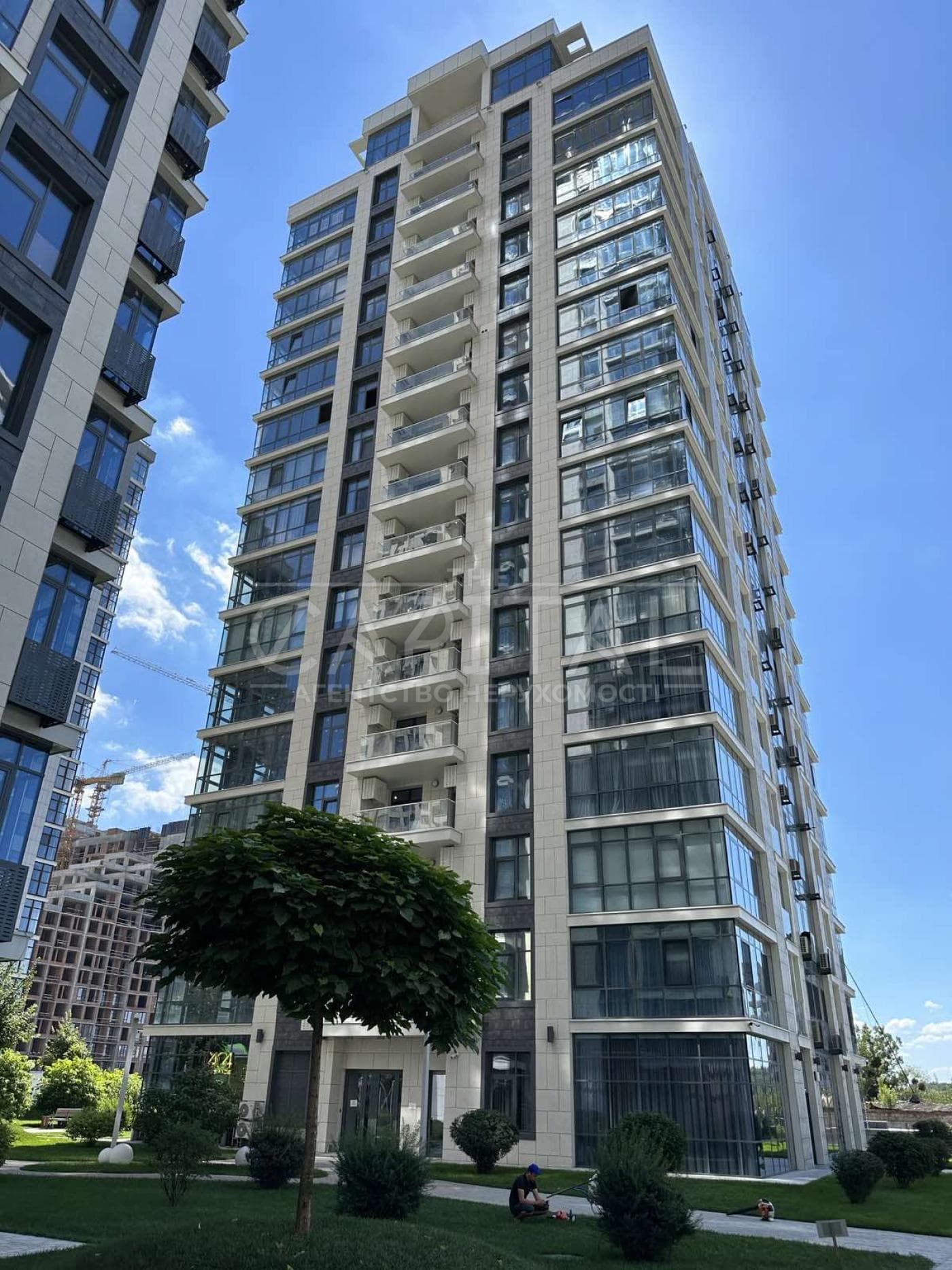 Продаж 3 кімн. квартира, Андрія Верхогляда, ID: 315917349093